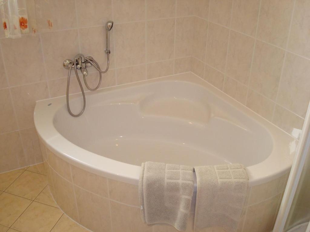 Apartment Kotnik Камник Екстериор снимка